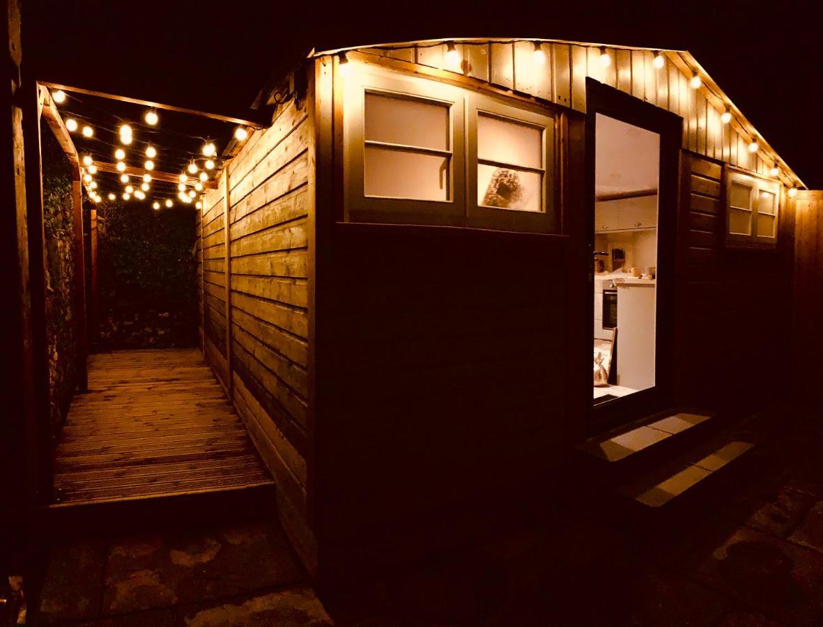 Shine Chalet - Unique & Comfortable Accommodation Redruth Bagian luar foto